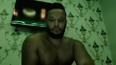 Snapshot of 0_kingsley chatting on January 8, 6:20 am Kingsley online show from January 8, 6:20 am