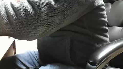 Deano online show from February 4, 5:41 pm