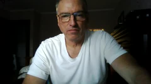 Snapshot of 123456ant chatting on December 14, 9:13 pm 123456ant online show from December 14, 9:13 pm