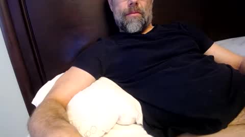 Snapshot of 123h0rny chatting on February 6, 4:47 pm 123h0rny online show from February 6, 4:47 pm