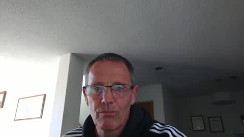 13glanmorfa online show from December 11, 8:49 pm