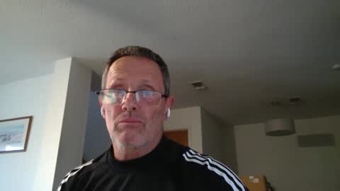 13glanmorfa online show from February 11, 8:31 pm