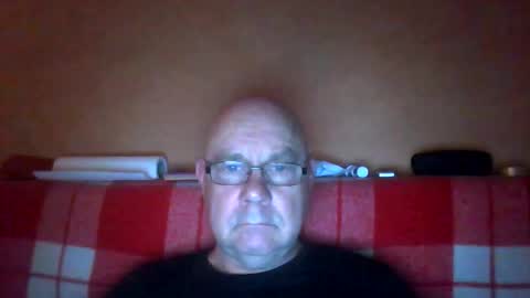 Snapshot of 17revox chatting on October 28, 7:49 pm 17revox online show from October 28, 7:49 pm