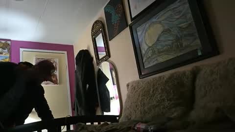 1knightluver69 online show from November 14, 10:38 am