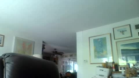 milkman online show from May 31, 9:27 pm