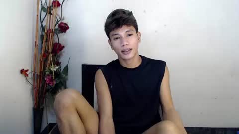 1sweetloverxx online show from February 13, 11:59 am