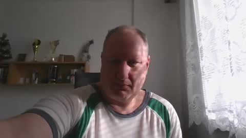 1vaso online show from December 19, 11:07 am