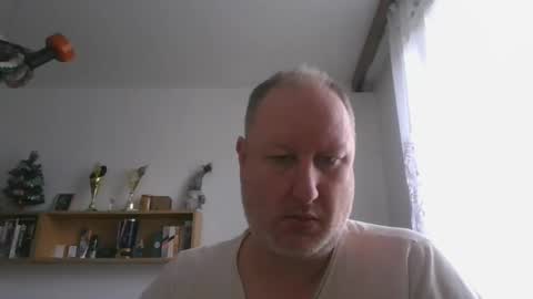 1vaso online show from December 15, 7:57 am