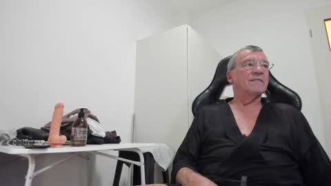 Henk online show from December 7, 4:03 pm