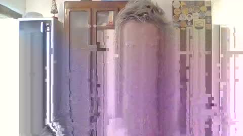 Snapshot of 22esserre chatting on February 21, 2:06 pm 22esserre online show from February 21, 2:06 pm