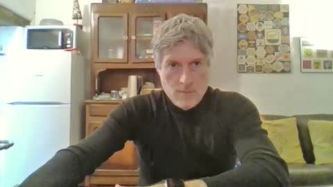 22esserre online show from February 20, 3:58 pm