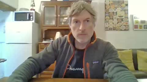 Snapshot of 22esserre chatting on December 9, 12:42 pm 22esserre online show from December 9, 12:42 pm