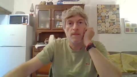 Snapshot of 22esserre chatting on October 20, 11:36 am 22esserre online show from October 20, 11:36 am