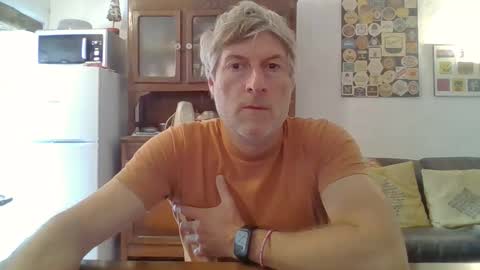 Snapshot of 22esserre chatting on September 30, 11:47 am 22esserre online show from September 30, 11:47 am