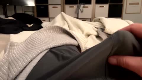 Snapshot of 2centz chatting on December 4, 4:43 am 2centz online show from December 4, 4:43 am