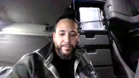 2chulo7 online show from April 9, 6:11 am