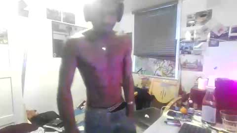 2l82agree online show from September 27, 8:01 am