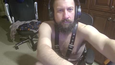 Snapshot of 54plusorminus12 chatting on February 11, 11:21 am 54 or - 12. online show from February 11, 11:21 am