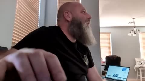 69singledad79 online show from February 18, 10:36 pm