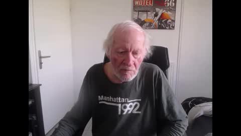 73yves online show from April 26, 7:50 am