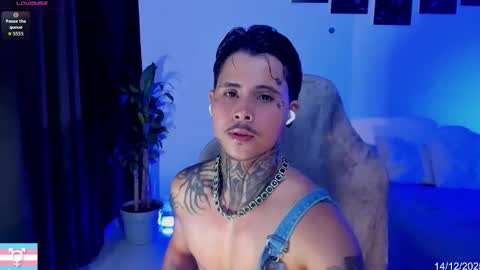 Stefan online show from December 15, 2:30 am