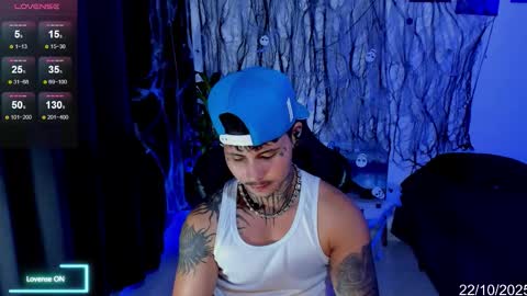 Snapshot of 777_stefantransmen chatting on October 23, 1:31 am Stefan online show from October 23, 1:31 am