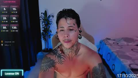 Snapshot of 777_stefantransmen chatting on October 18, 1:10 am Stefan online show from October 18, 1:10 am