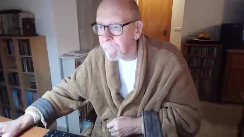  Papi  online show from November 27, 5:38 pm