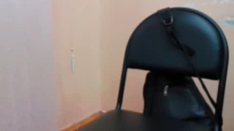 Snapshot of 7znkbob chatting on December 16, 6:43 am bob big head online show from December 16, 6:43 am