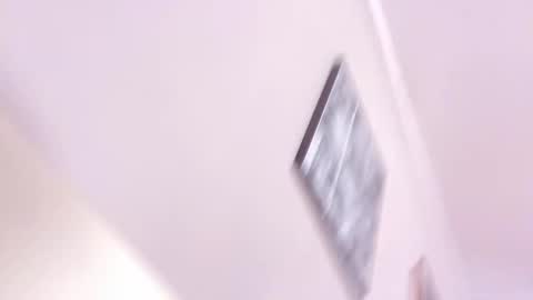 Snapshot of 7znkbob chatting on October 5, 9:57 am bob big head online show from October 5, 9:57 am