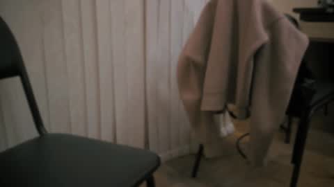 Snapshot of 7znkbob chatting on December 24, 7:44 pm bob big head online show from December 24, 7:44 pm