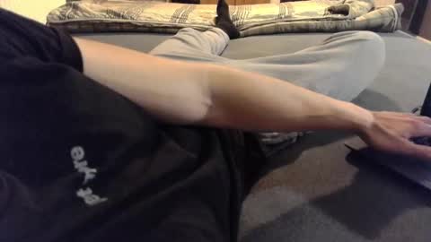 87johnny online show from December 29, 4:38 am