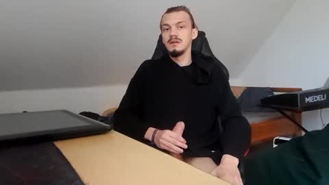 Alex online show from October 5, 7:56 am