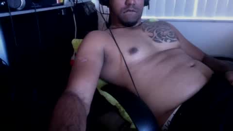 9inchhammer online show from January 10, 8:15 pm