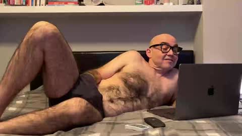 Snapshot of ____zeus____ chatting on December 13, 7:48 am God Zeus online show from December 13, 7:48 am