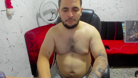 Snapshot of _ace_ventura chatting on December 12, 4:37 am     ----       online show from December 12, 4:37 am
