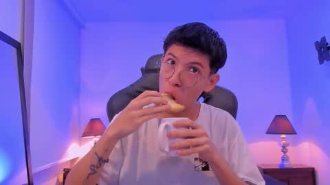 Alexander online show from December 15, 9:28 am