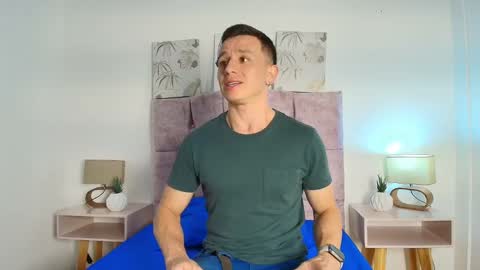 _andrewfalcon2 online show from January 20, 12:18 pm