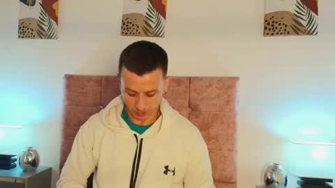 _andrewfalcon2 online show from January 14, 12:14 pm