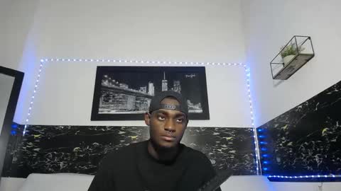 Snapshot of _black_stallion chatting on September 15, 11:17 pm Andrew online show from September 15, 11:17 pm