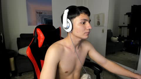 B L A K E online show from December 18, 6:21 am