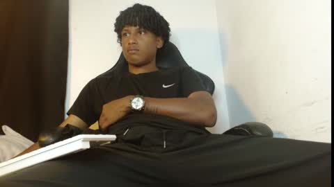 _cockpromise_ online show from September 23, 4:17 pm