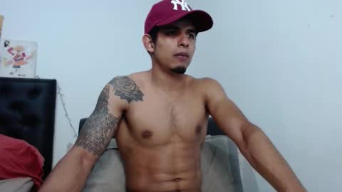  crissgex  online show from March 3, 4:20 am