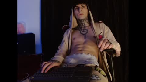 Nate Evans 50 OF online show from September 10, 8:24 am