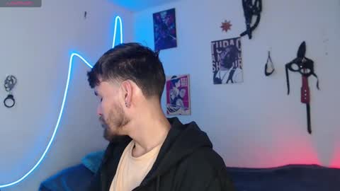 delacruz online show from December 12, 8:53 pm