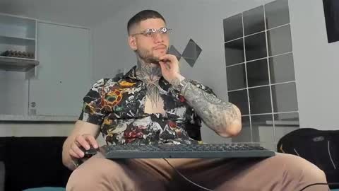 jeison online show from January 11, 11:13 pm