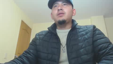 Snapshot of _jordanxxiii chatting on December 12, 1:17 pm jordan online show from December 12, 1:17 pm