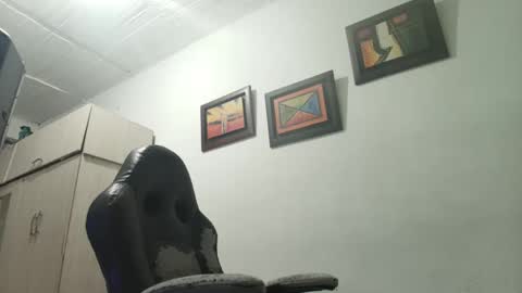 Snapshot of _jordanxxiii chatting on October 11, 5:33 am jordan online show from October 11, 5:33 am