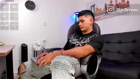 _juanes__ online show from October 27, 10:45 pm