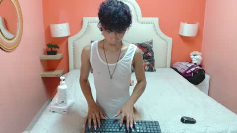  L E M M O N  online show from January 28, 3:04 pm